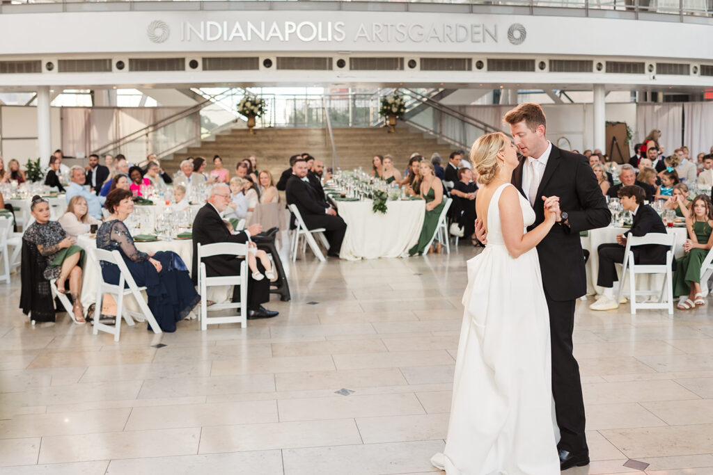 Indianapolis Artsgarden Wedding | Anna + Eric